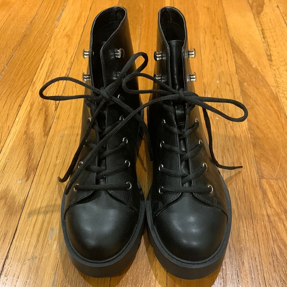 H&M Divided Women's Black Chunky Combat Boots, Size 7
